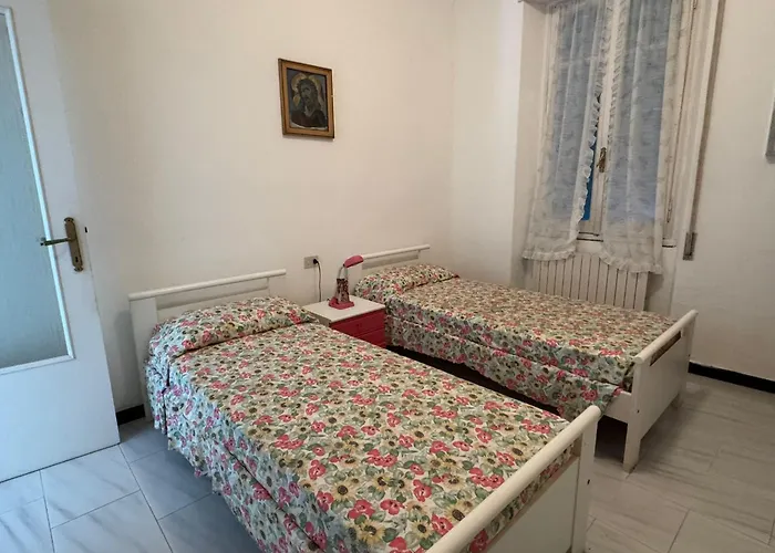 The Castle - In Con Splendido Giardino