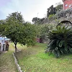 The Castle - In Con Splendido Giardino