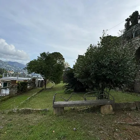 Appartamento The Castle - In Con Splendido Giardino Rapallo
